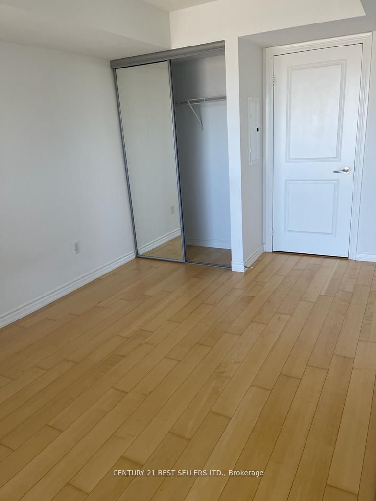 386 Yonge St, unit 2512 for rent