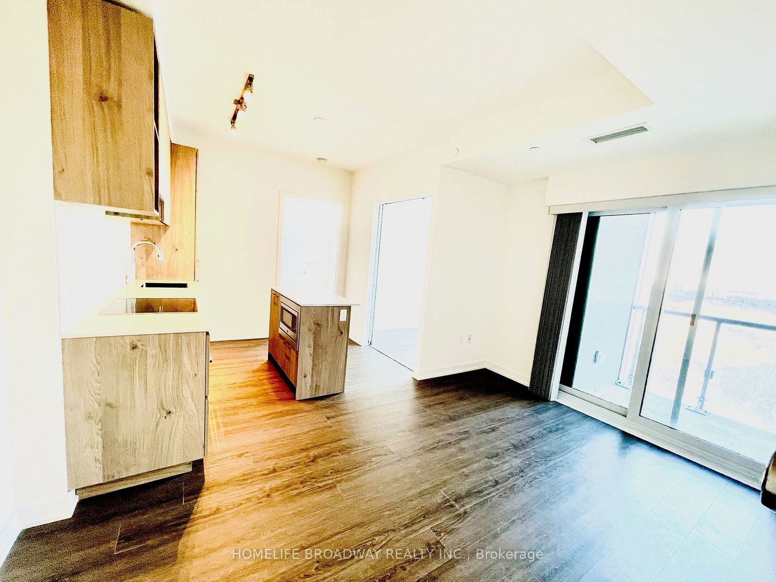 1 Yorkville Ave, unit 2808 for rent