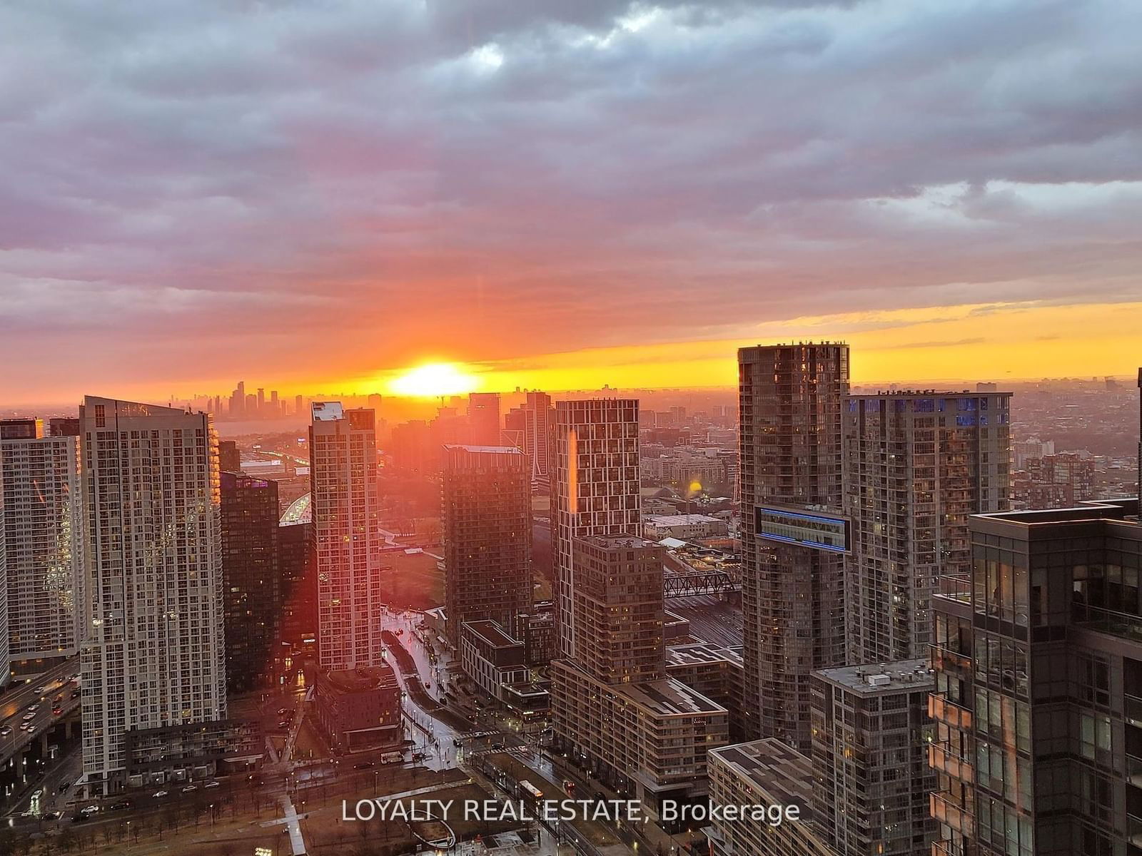 West One, Downtown, Toronto