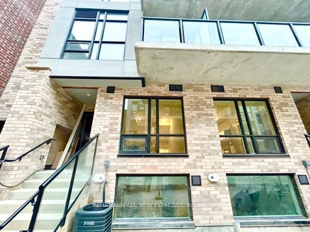 861 Sheppard Ave W, unit 42 for rent