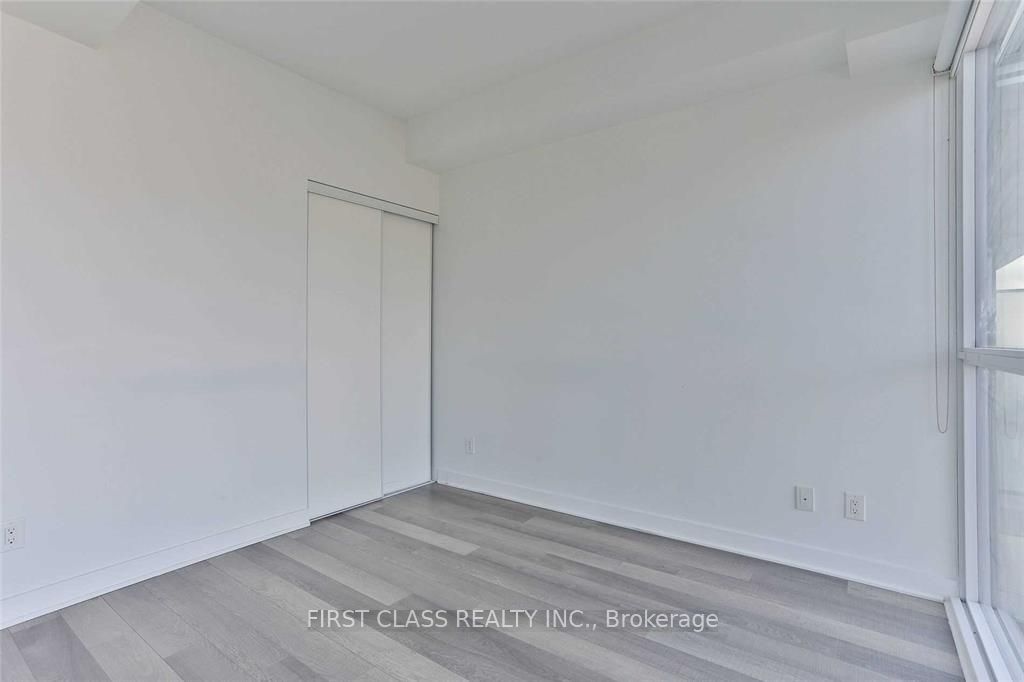 290 Adelaide St W, unit 1410 for rent