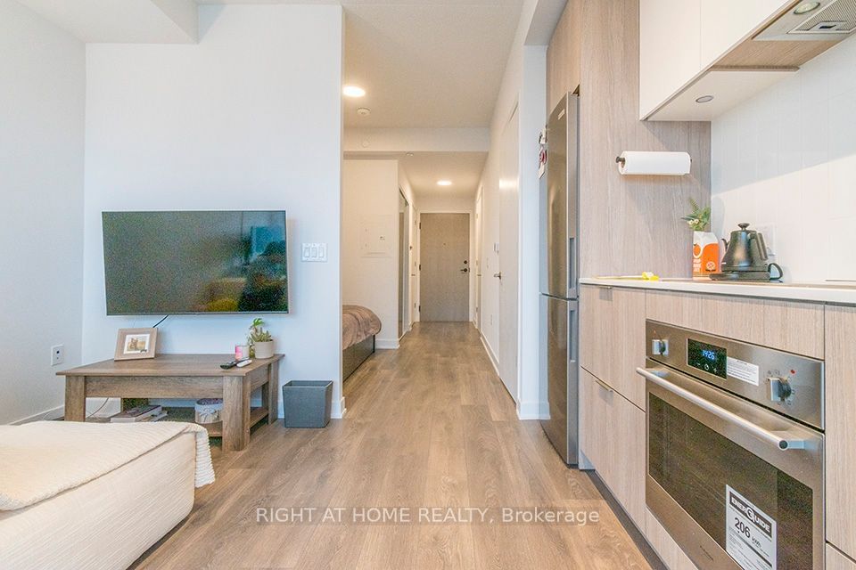 130 River St, unit 2606 for rent