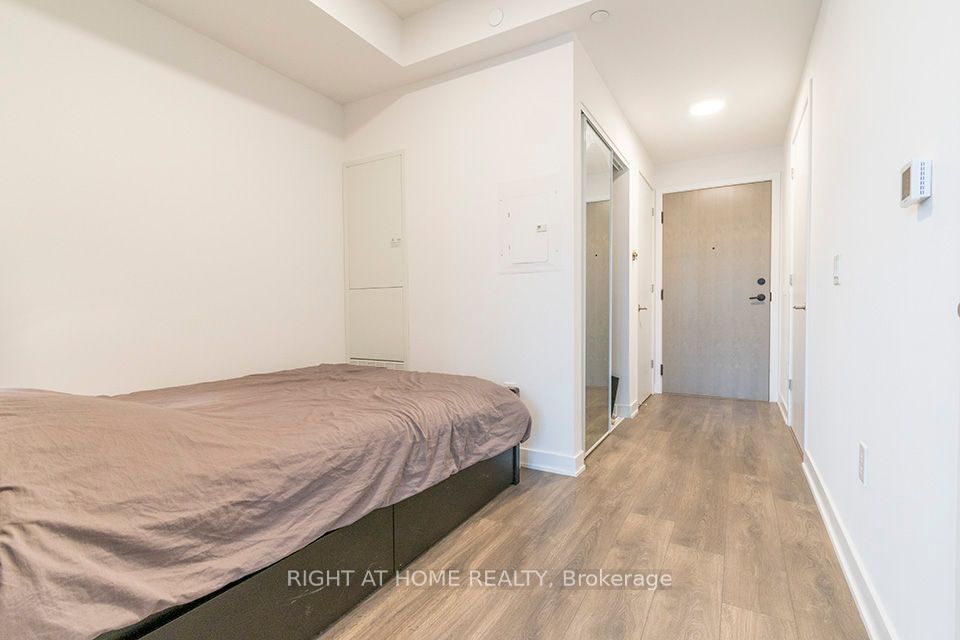 130 River St, unit 2606 for rent