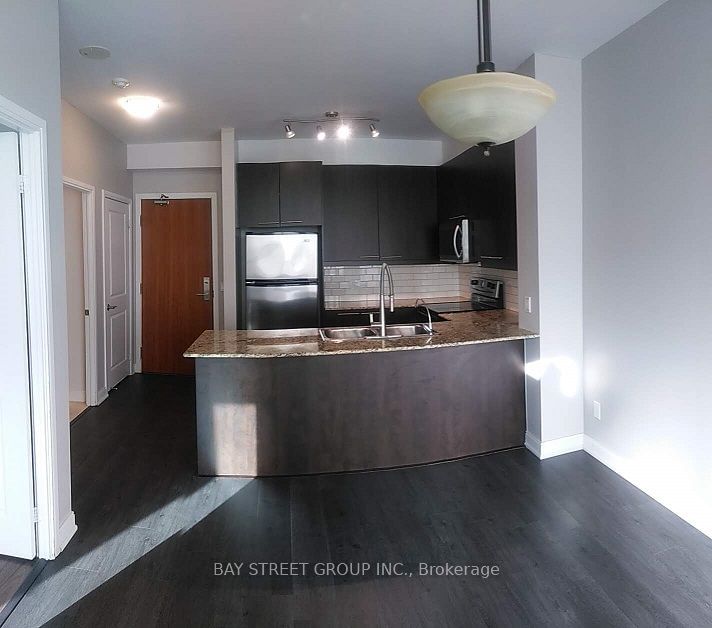 88 Broadway Ave N, unit 602 for rent