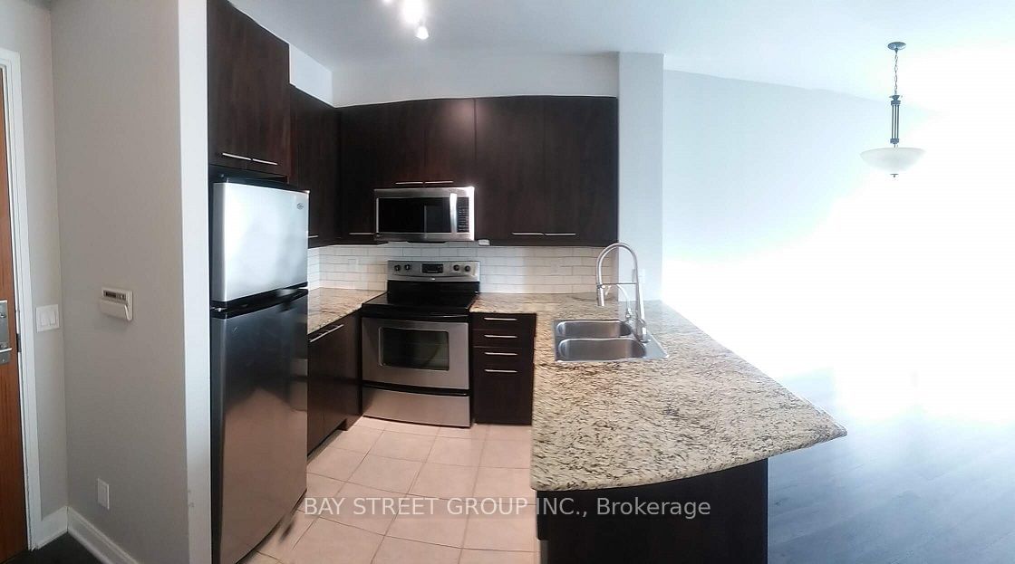 88 Broadway Ave N, unit 602 for rent