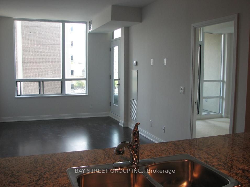 88 Broadway Ave N, unit 602 for rent