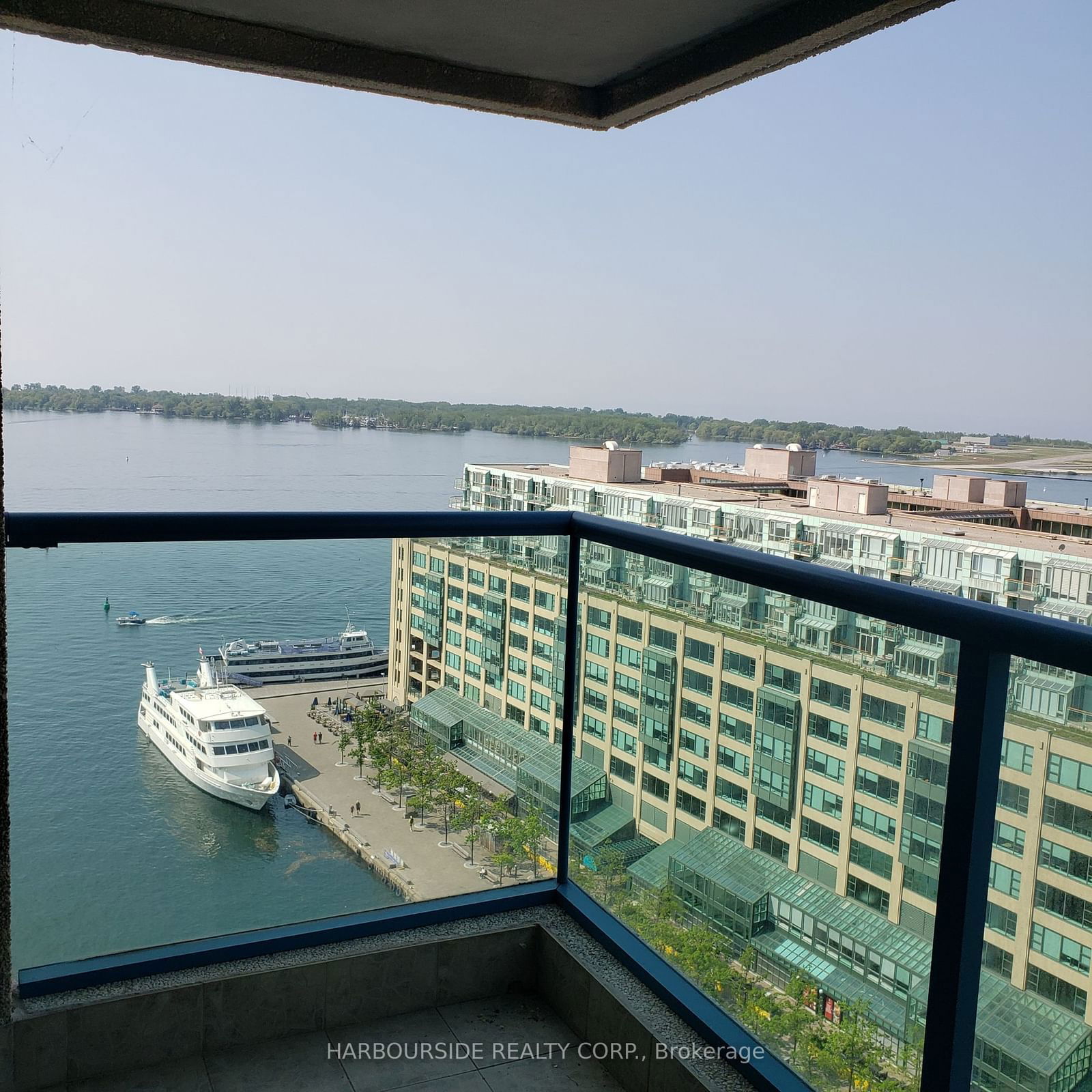 77 Harbour Sq, unit 2112 for rent