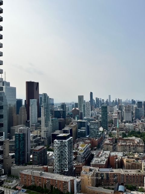 138 Downes St, unit 6003 for rent