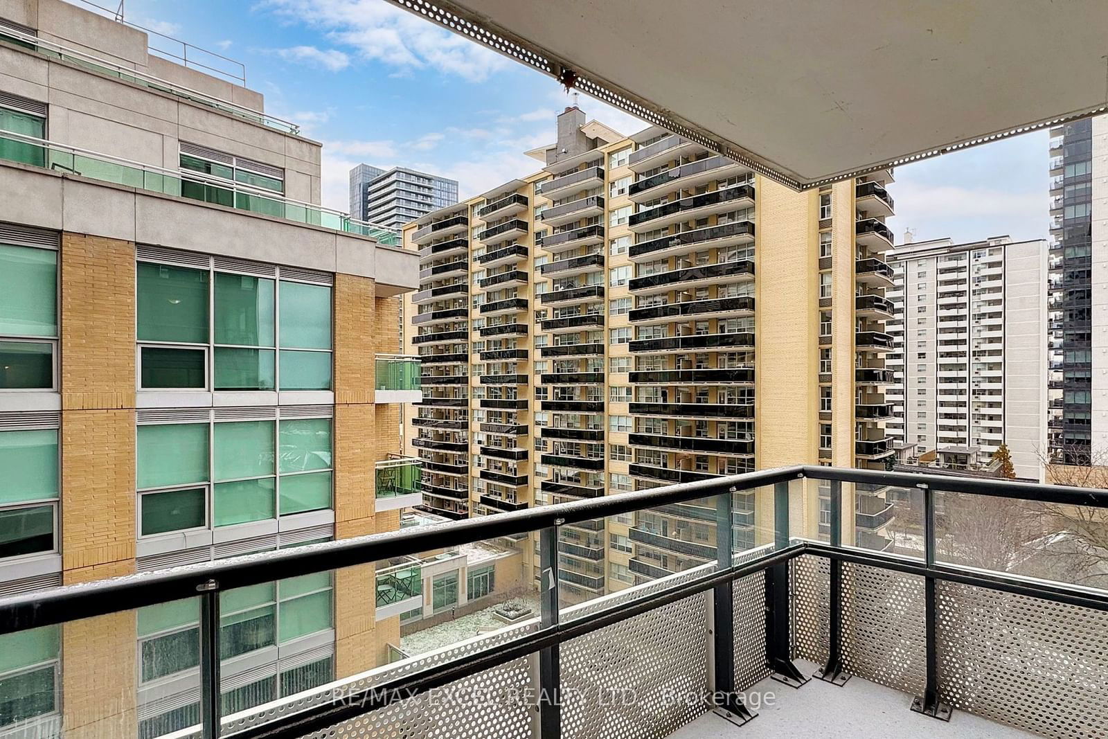 11 Lillian St, unit 609 for rent