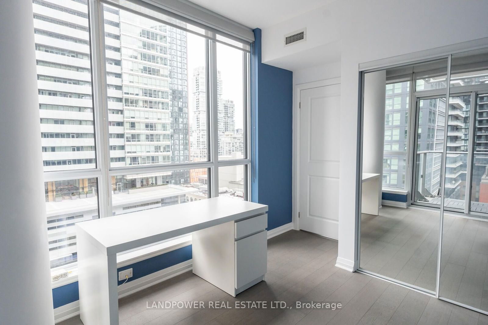 8 Mercer St, unit 1311 for rent