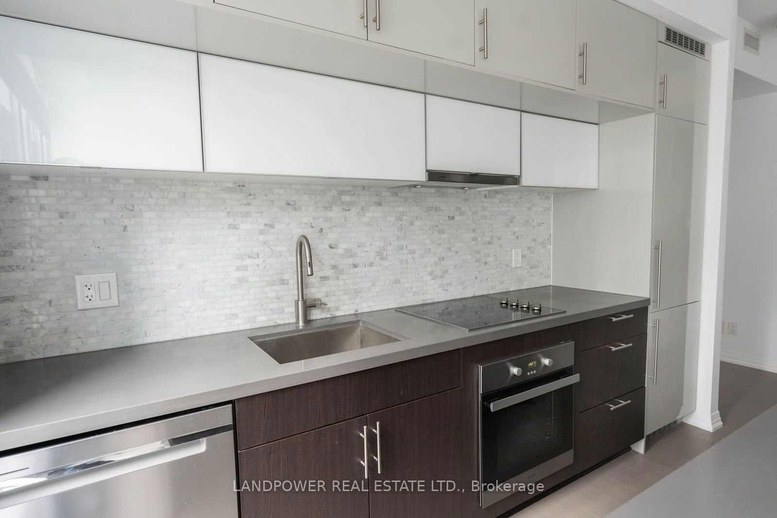 8 Mercer St, unit 1311 for rent