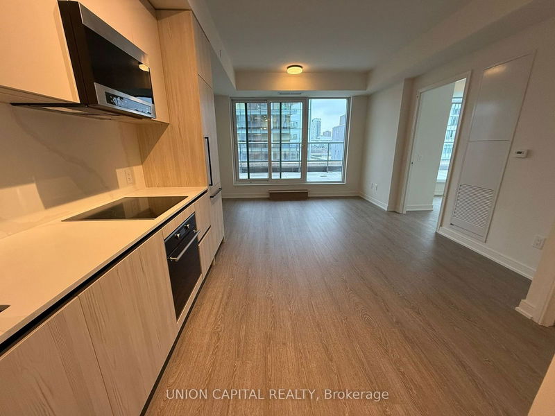 425 Front St E, unit 705 for rent