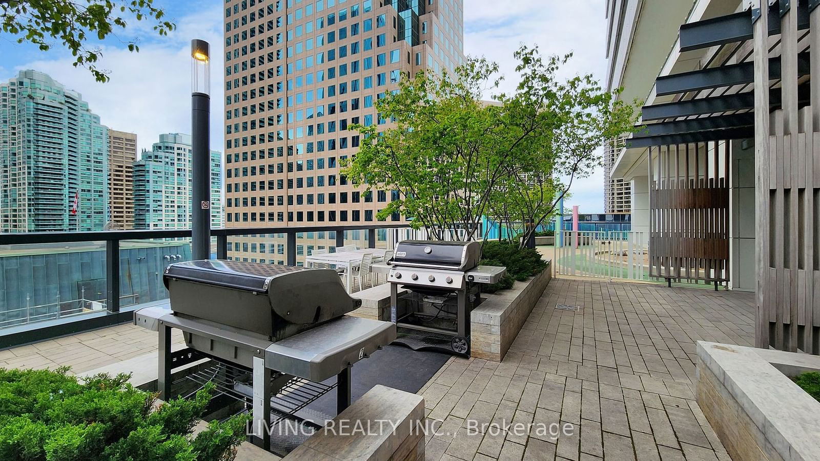 100 Harbour St, unit 4808 for rent