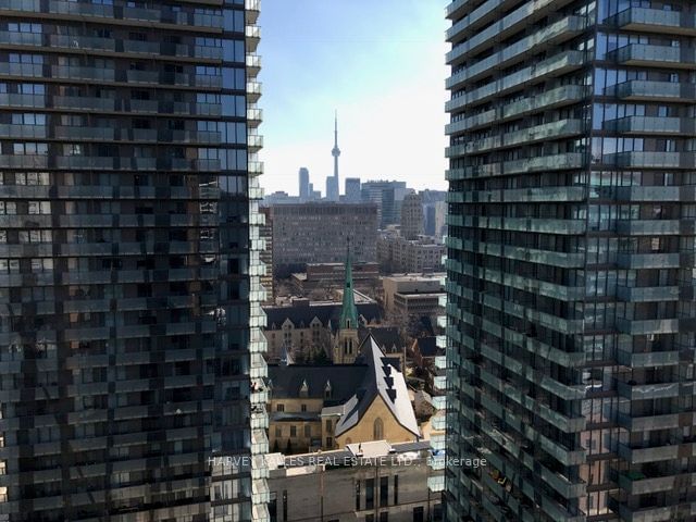 55 Charles St W, unit 903 for rent