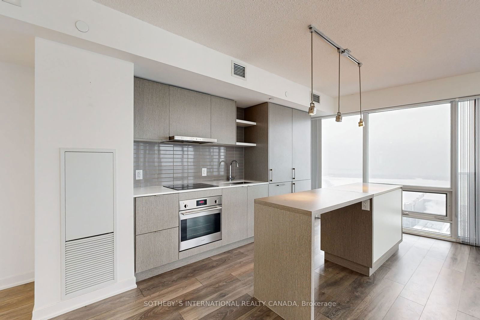 100 Harbour St, unit 5110 for sale