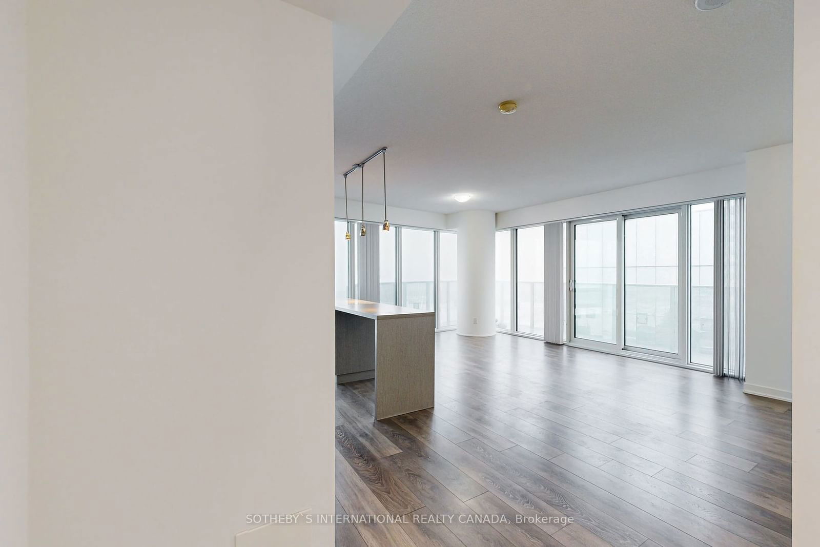 100 Harbour St, unit 5110 for sale