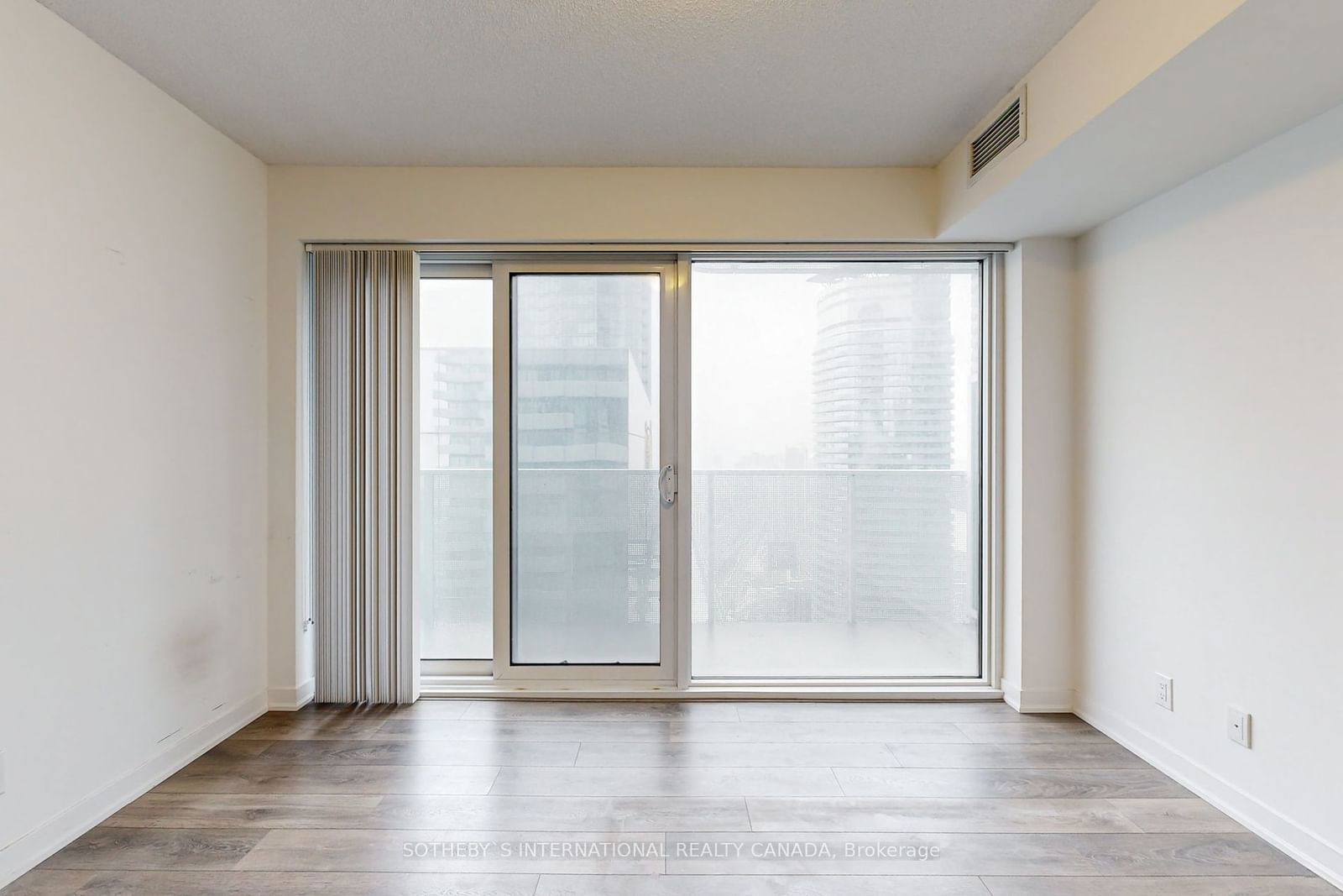 100 Harbour St, unit 5110 for sale