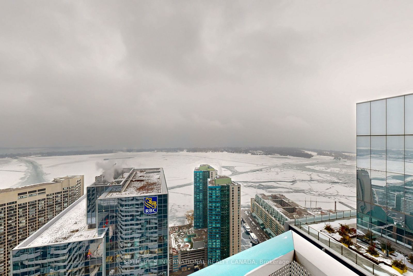 Harbour Plaza Residences, Downtown, Toronto