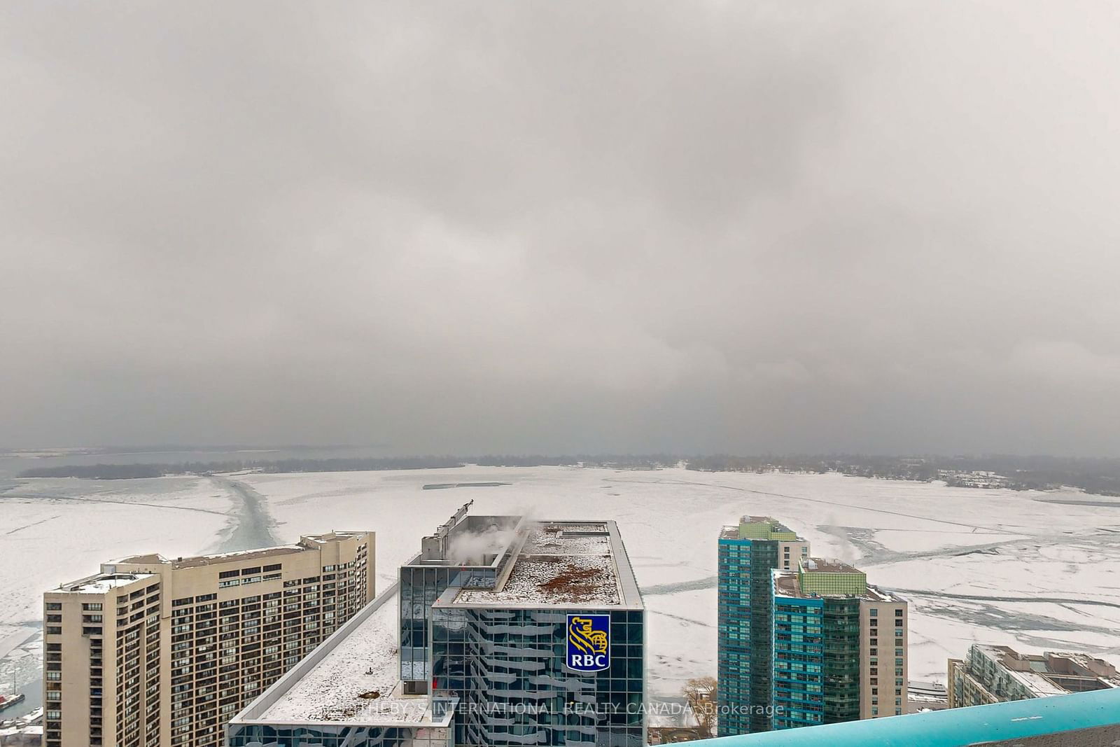 Harbour Plaza Residences, Downtown, Toronto