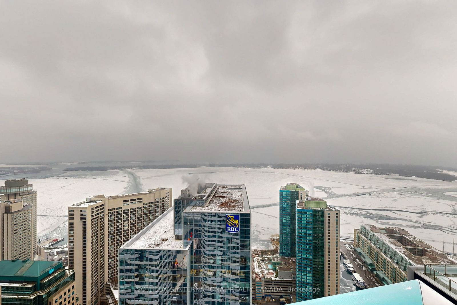 Harbour Plaza Residences, Downtown, Toronto