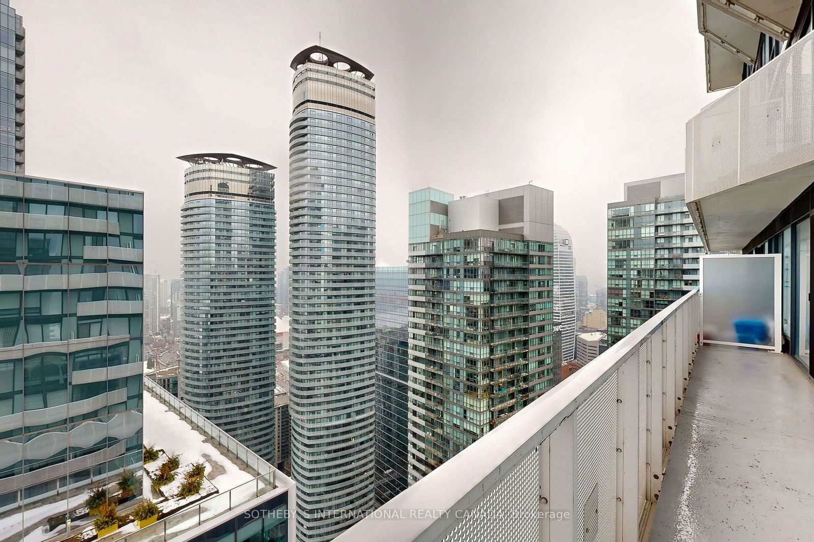 Harbour Plaza Residences, Downtown, Toronto