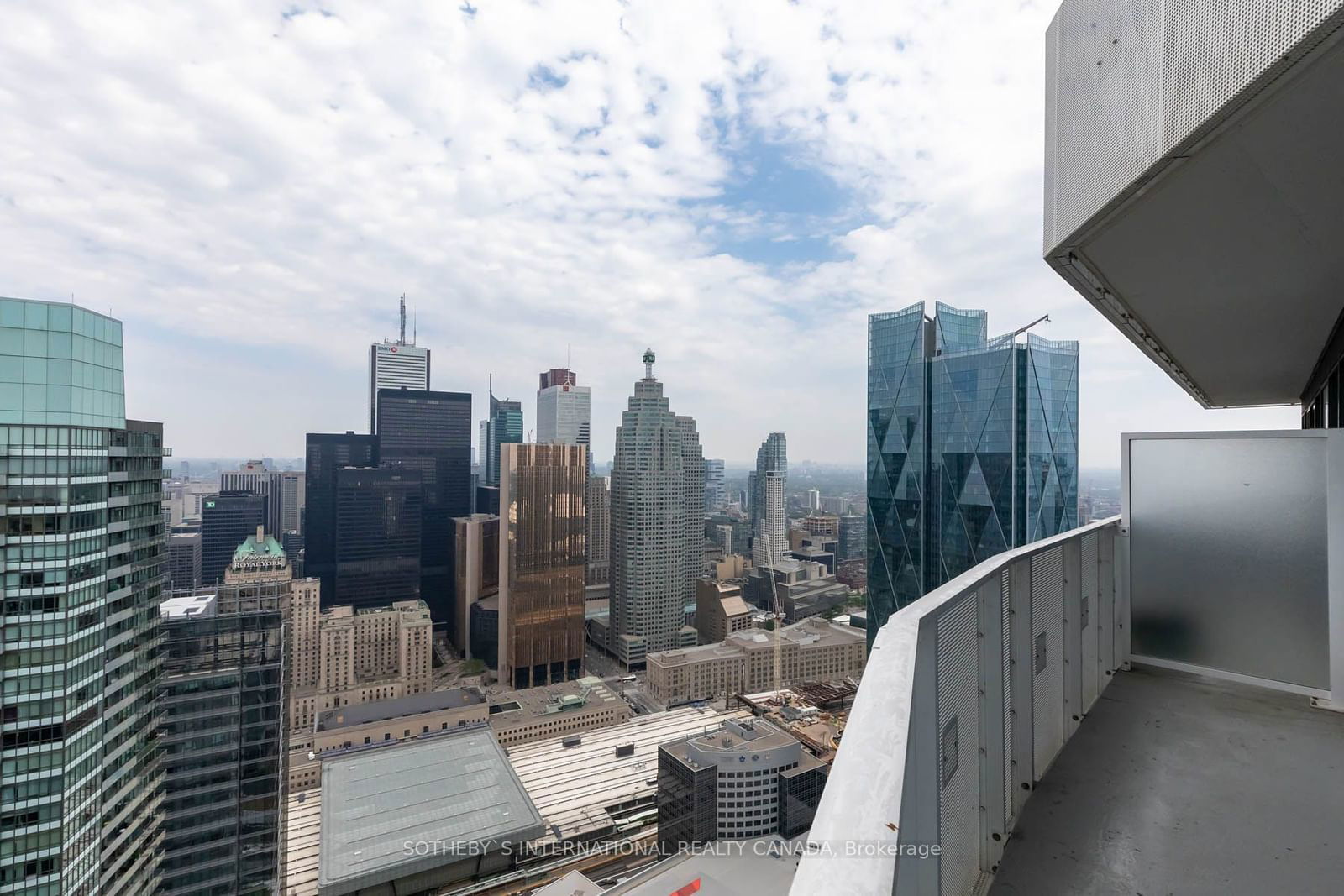 Harbour Plaza Residences, Downtown, Toronto