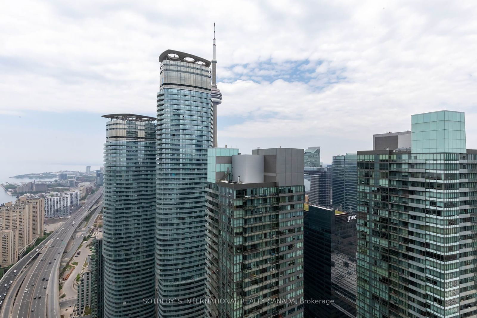 Harbour Plaza Residences, Downtown, Toronto