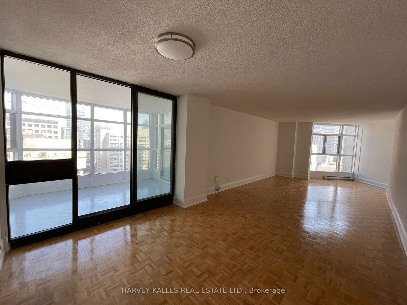 55 Charles St W, unit 2505 for rent