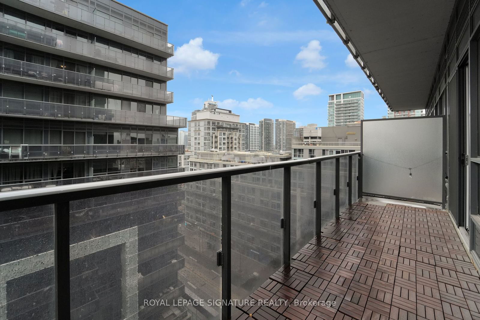 1030 King St W, unit 1044 for sale