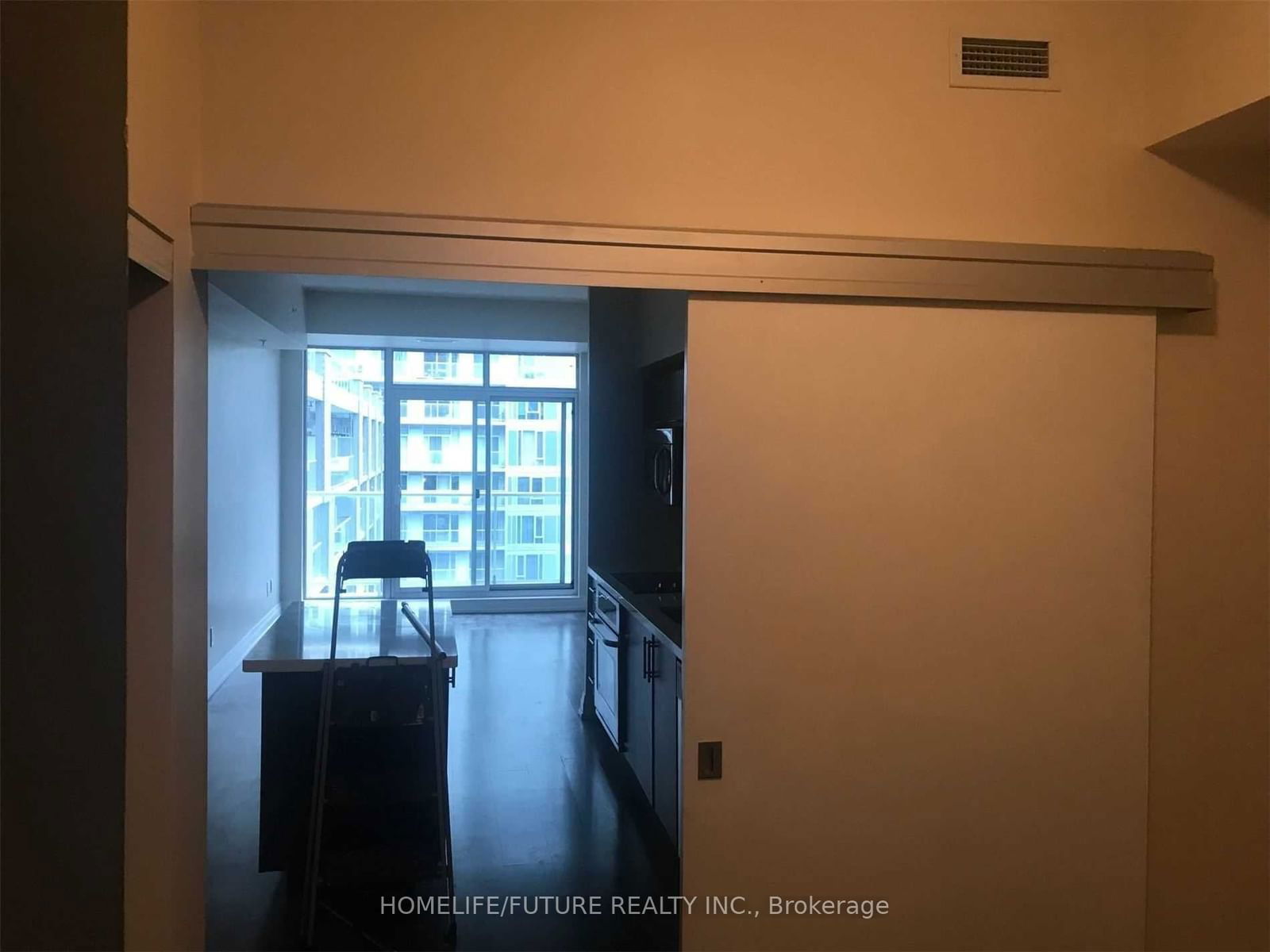 565 Wilson Ave, unit W601 for rent