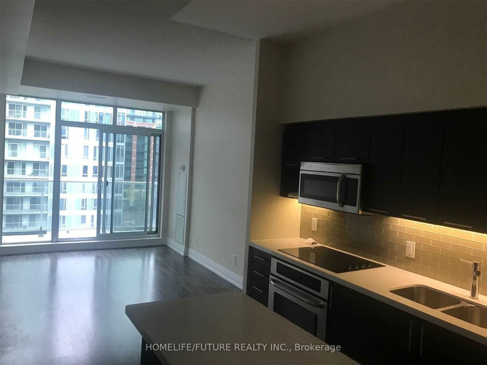 565 Wilson Ave, unit W601 for rent