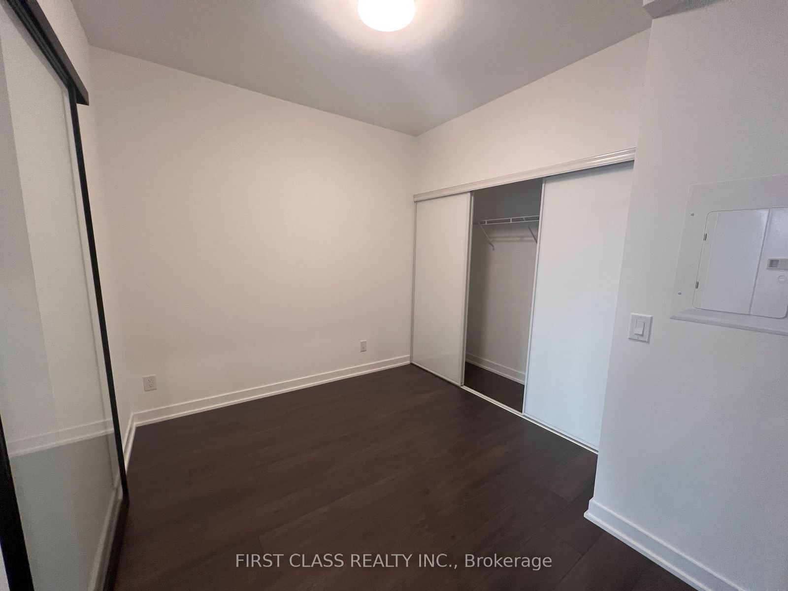 5 Defries St, unit 720 for rent