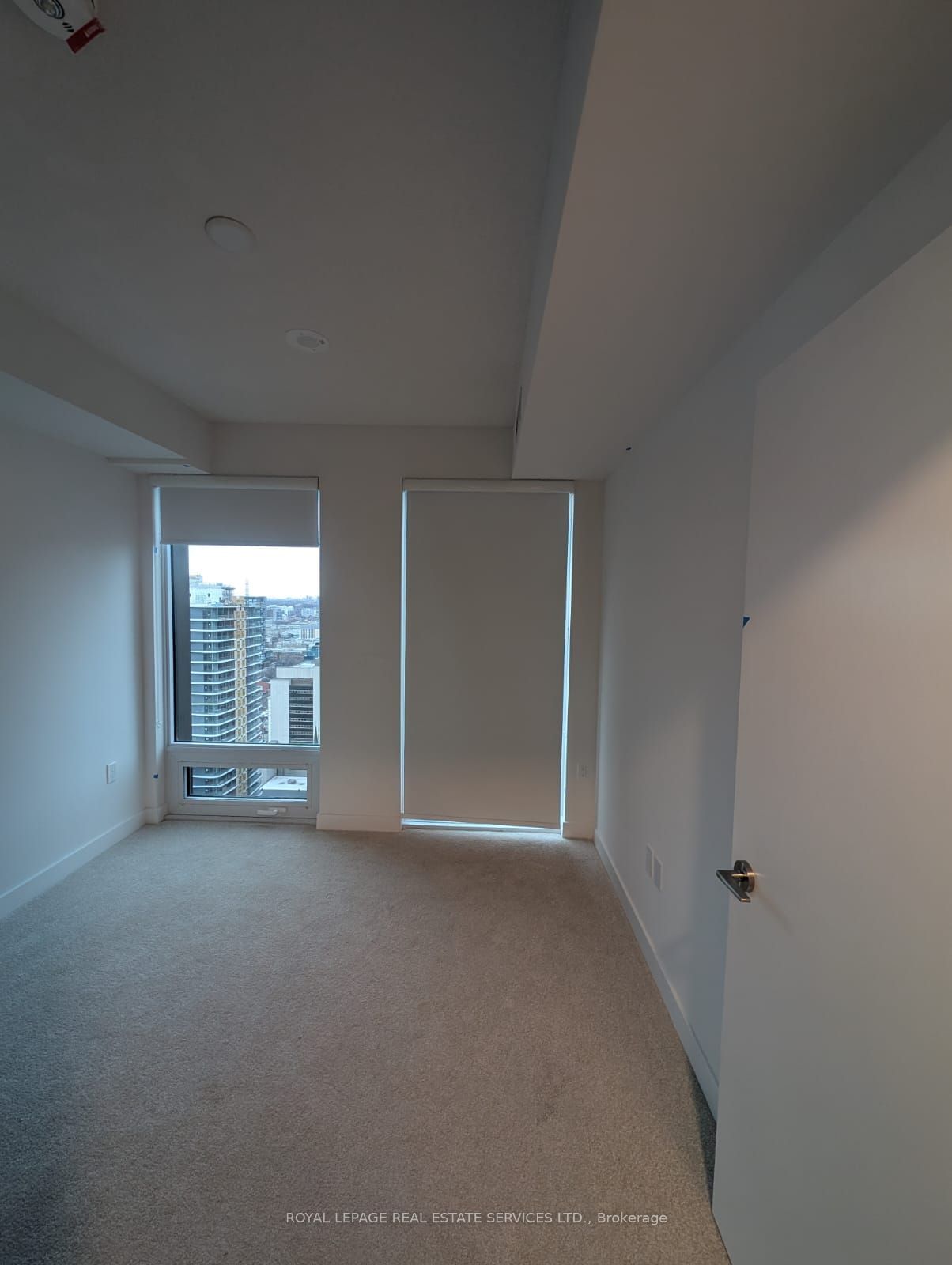 238 SIMCOE St, unit 3501 for rent