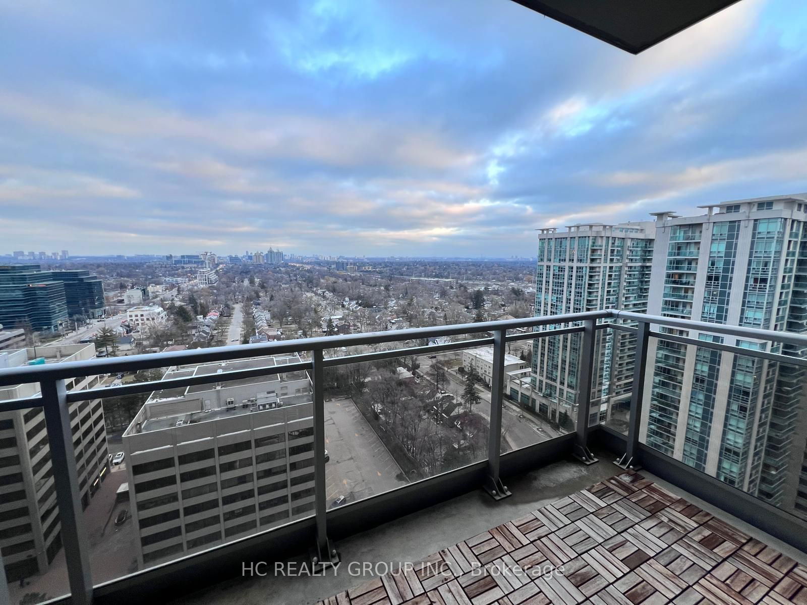 23 Sheppard Ave E, unit 2206 for rent