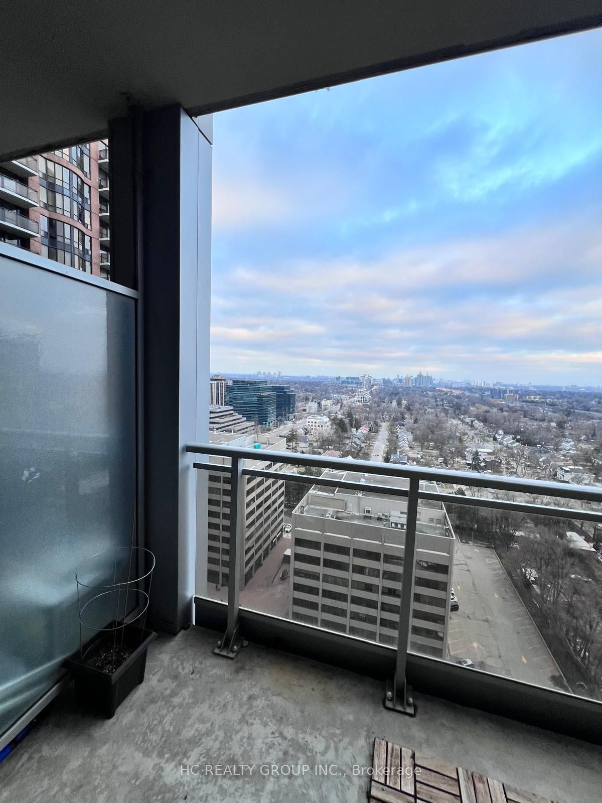 23 Sheppard Ave E, unit 2206 for rent