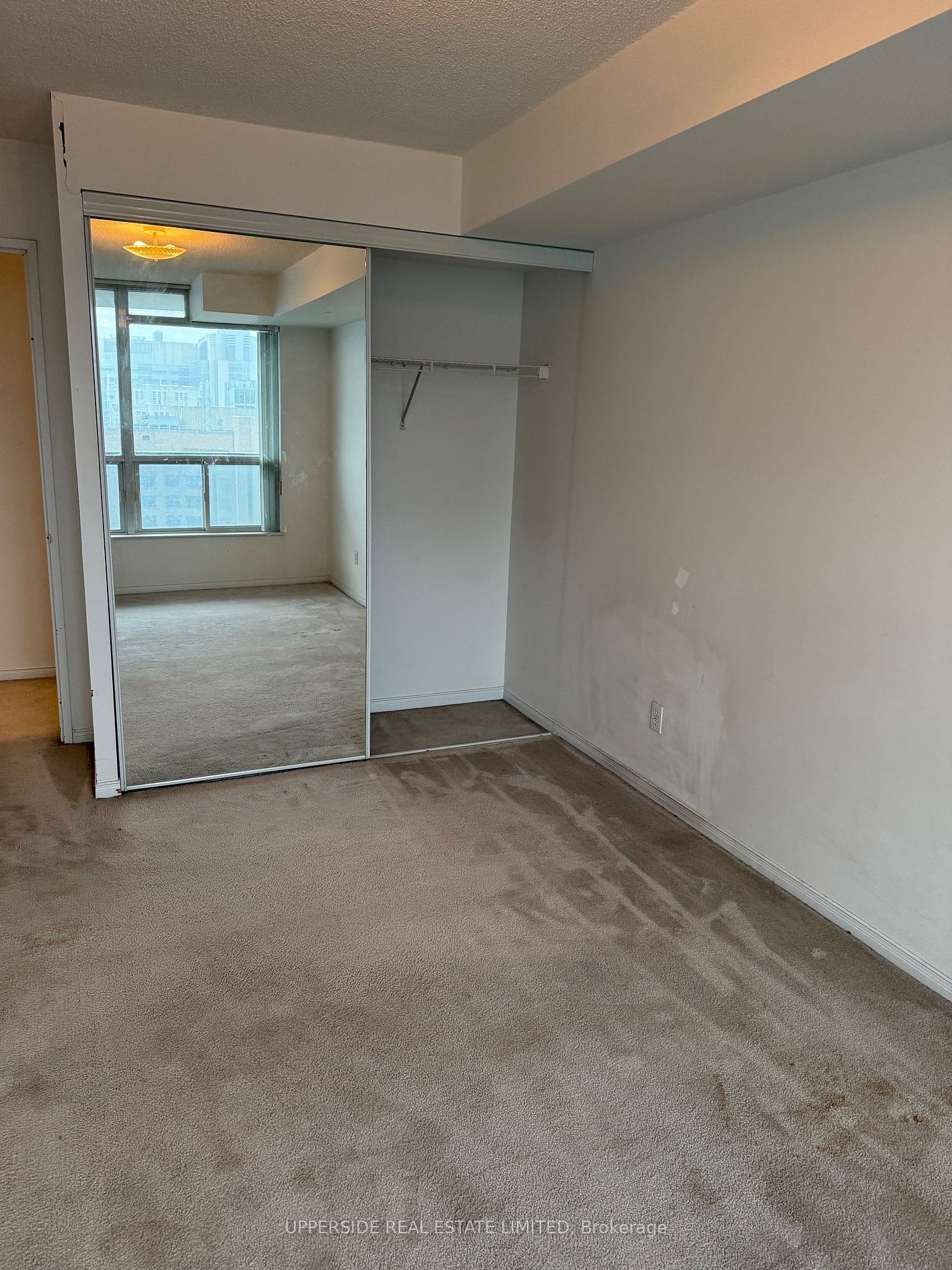 750 Bay St, unit 2705 for sale