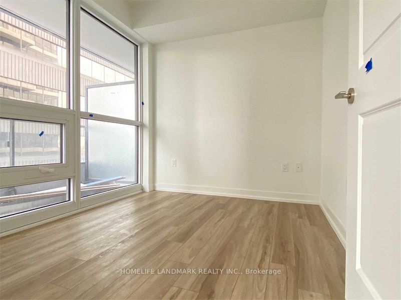 395 Bloor St E, unit 1702 for rent