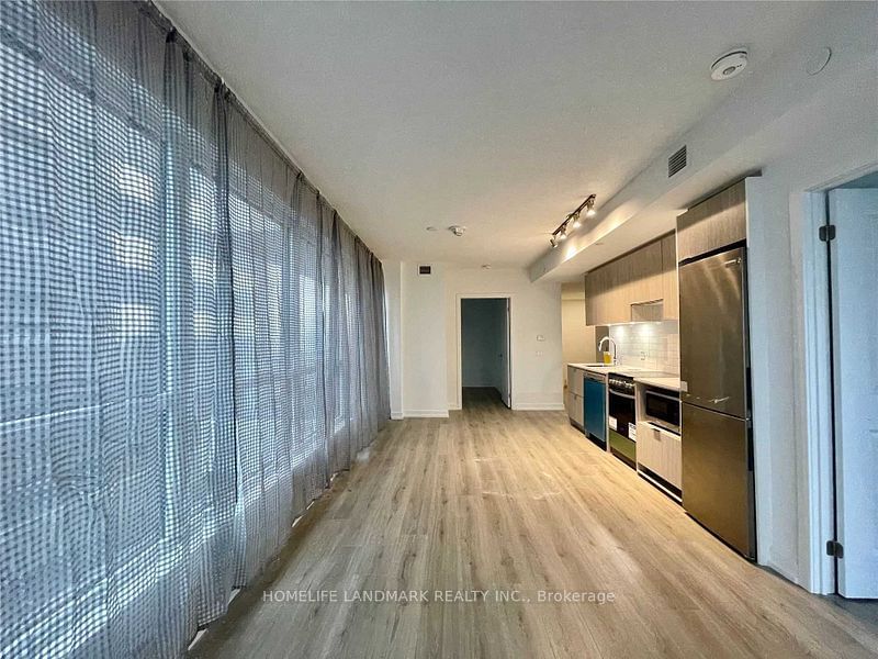 395 Bloor St E, unit 1702 for rent