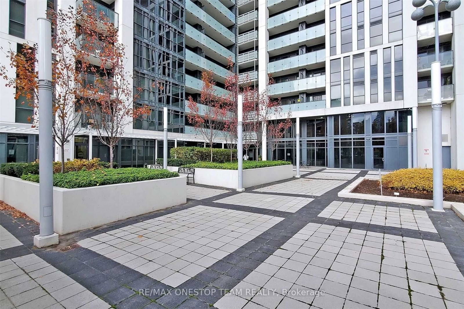 400 Adelaide St E, unit 519 for rent