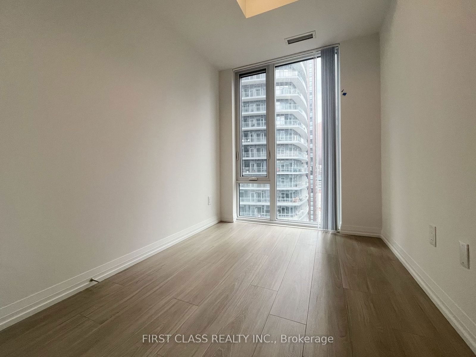 8 Widmer St, unit 2309 for rent