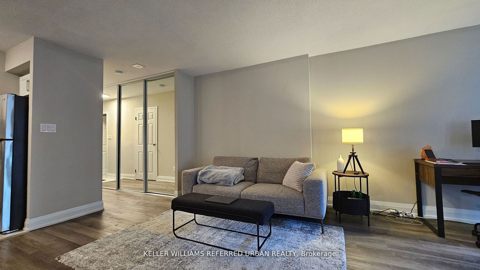 25 The Esplanade, unit 413 for rent