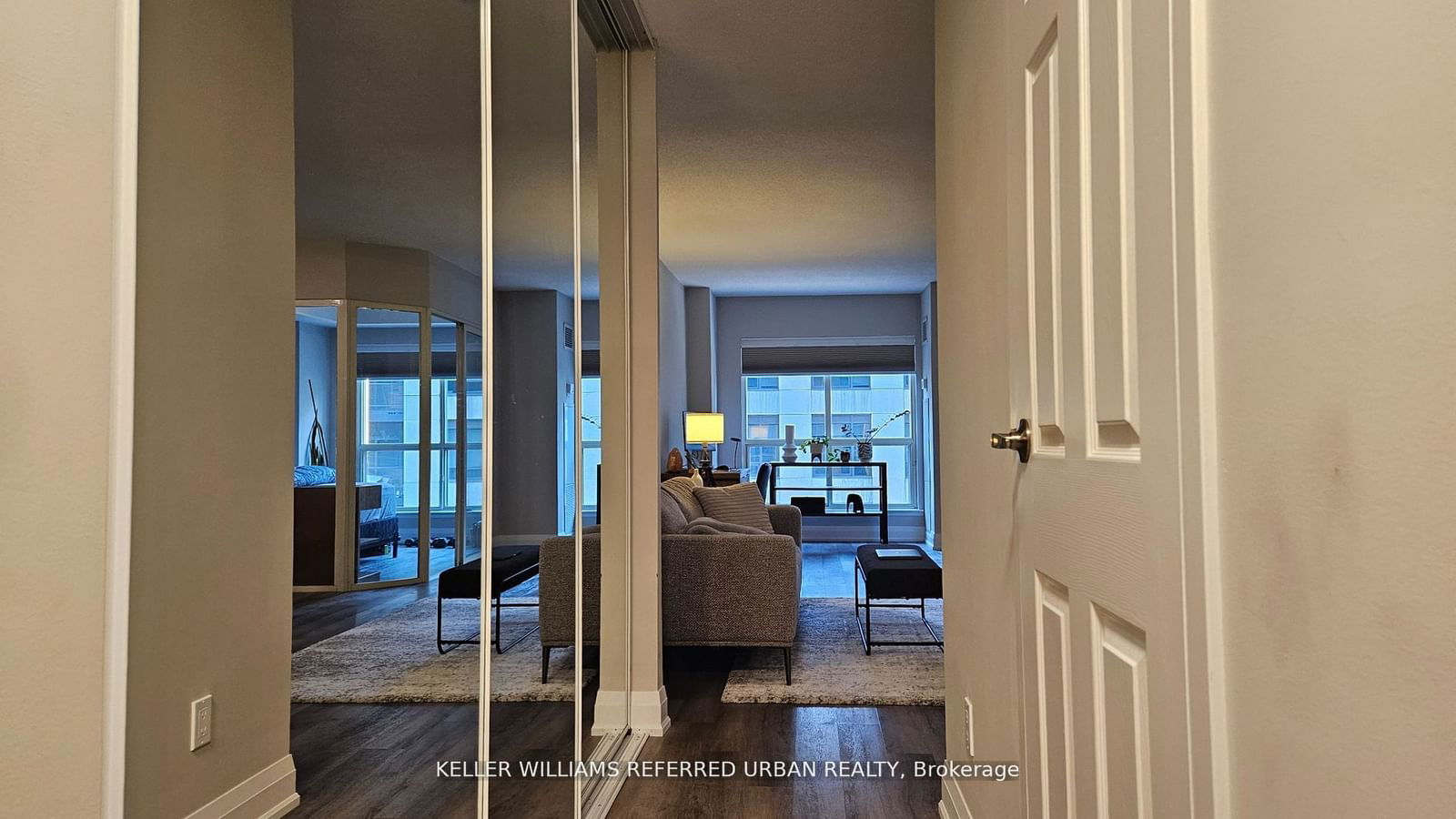 25 The Esplanade, unit 413 for rent