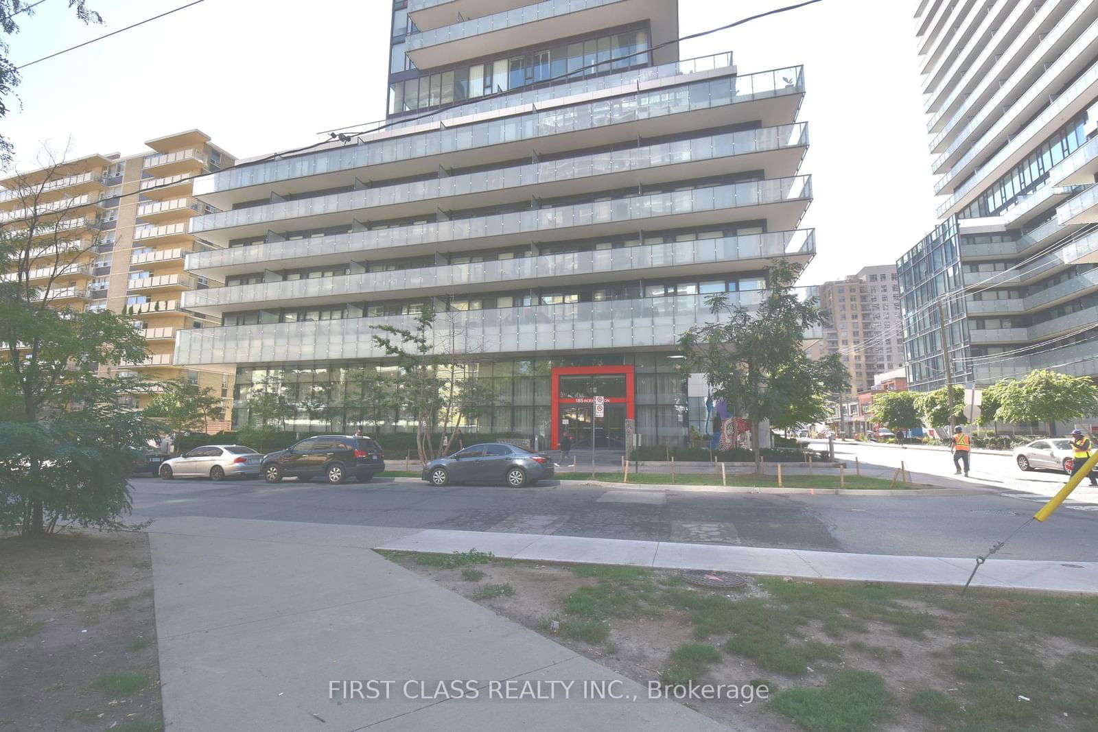 185 Roehampton Ave, unit 2712 for sale