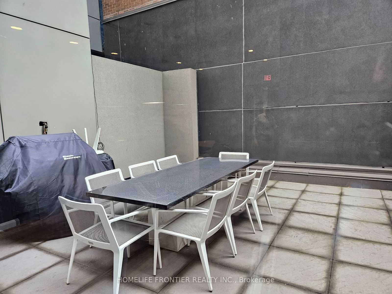 155 Yorkville Ave, unit 1812 for rent