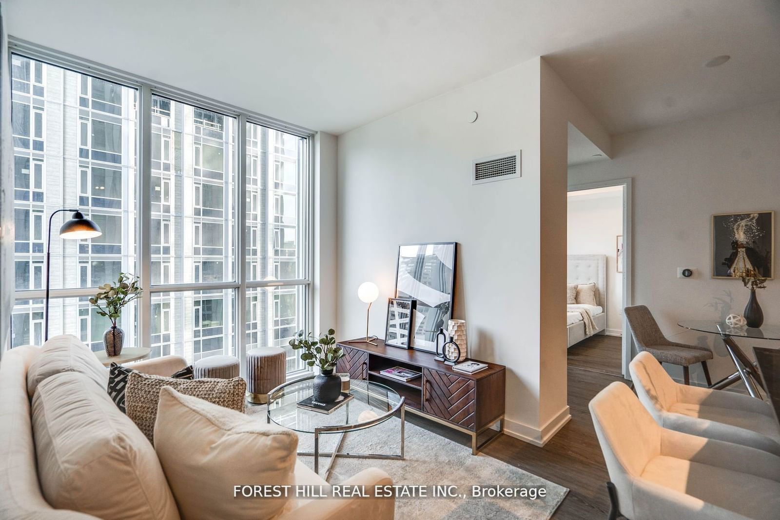 1 Yorkville Ave, unit 802 for sale