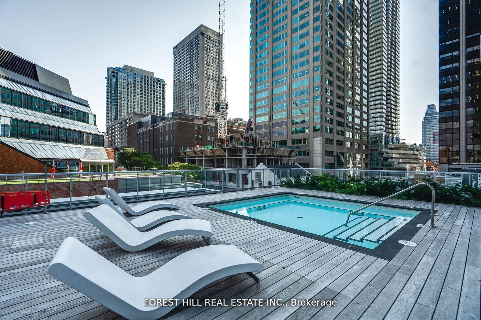 1 Yorkville Ave, unit 802 for sale