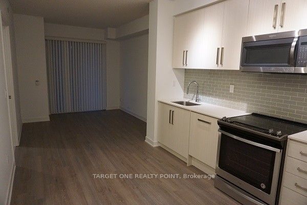 5180 Yonge St, unit 709 for rent