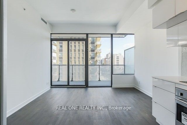 185 Roehampton Ave, unit 1906 for rent