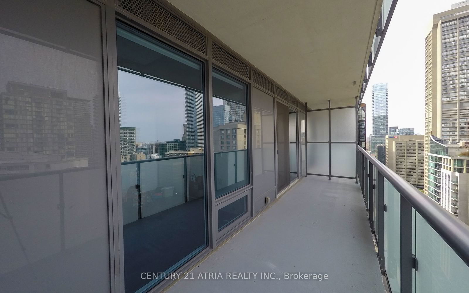 1080 Bay St, unit 2511 for rent