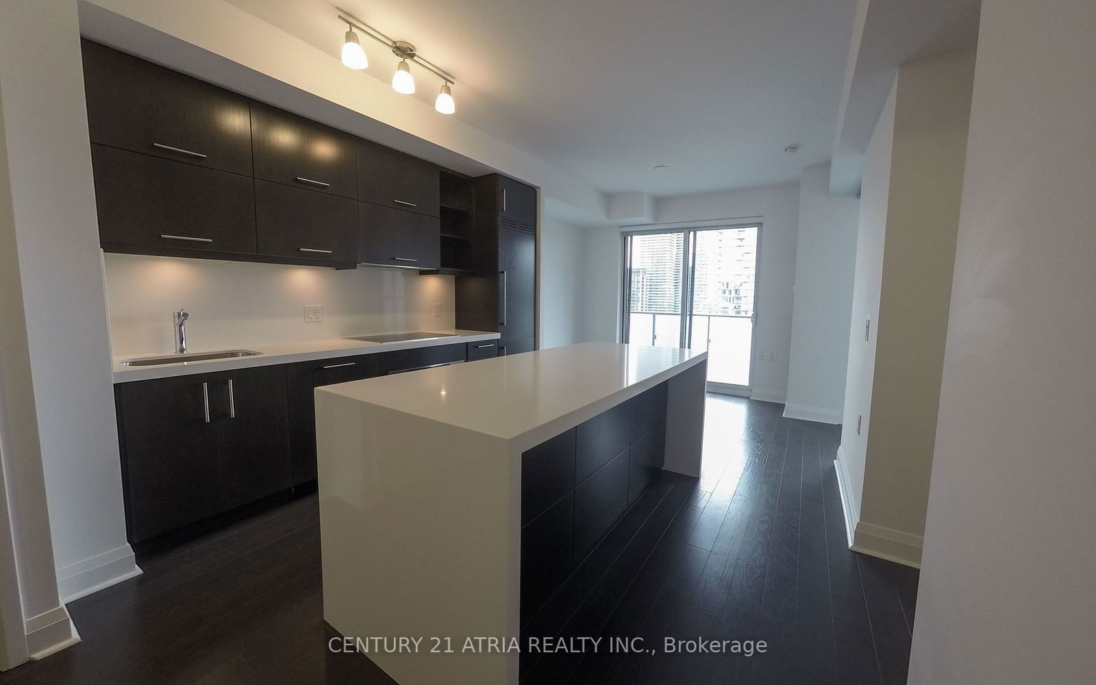 1080 Bay St, unit 2511 for rent